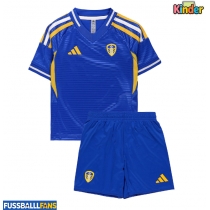 Leeds United Auswärts Trikotsatz Kinder 2025-26 Kurzarm (+ Kurze Hosen)